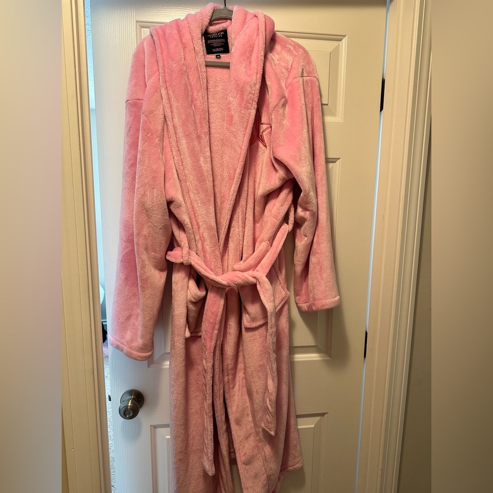 Jeffree Star Bathrobe